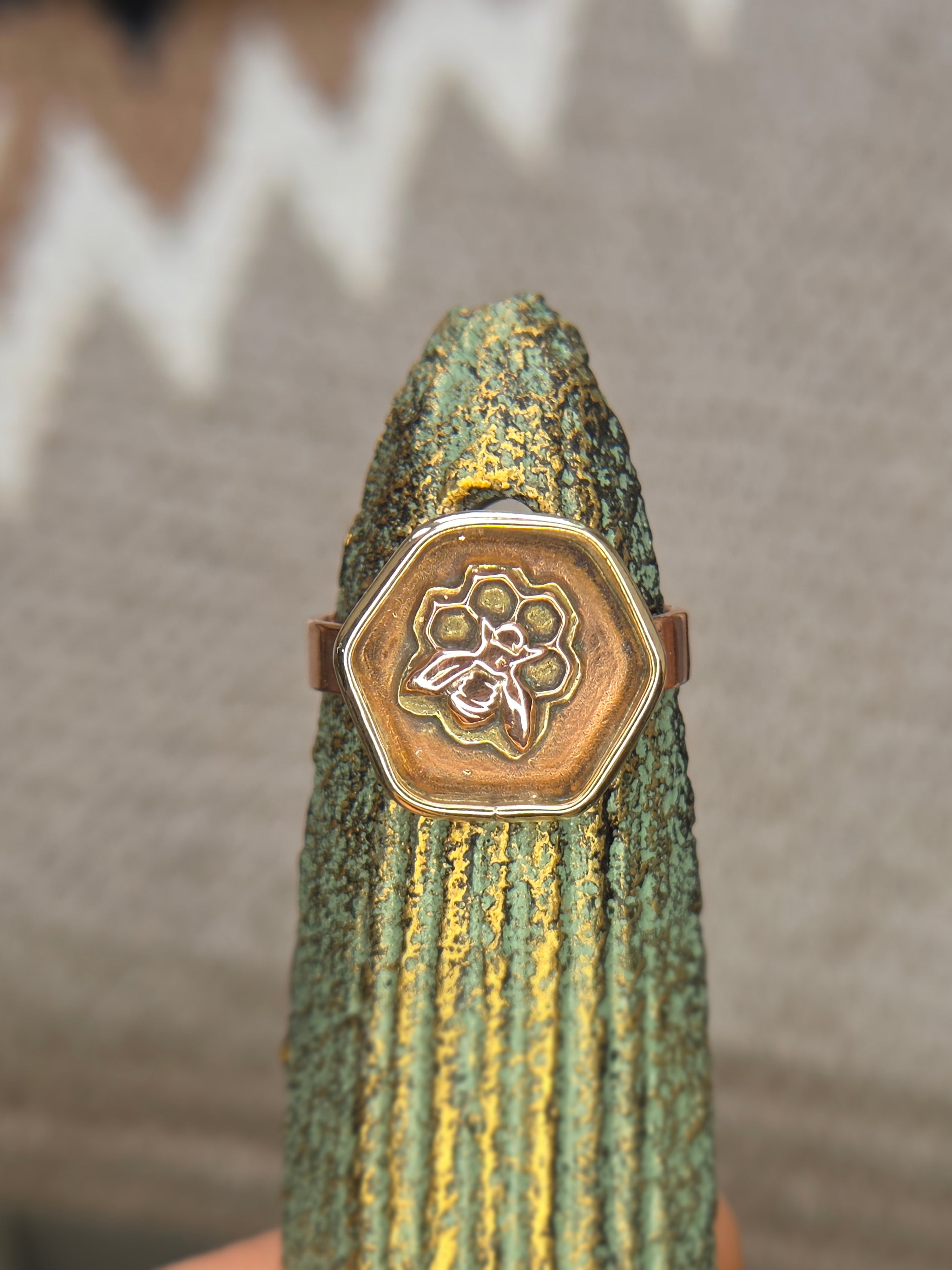 Honeybee Ring