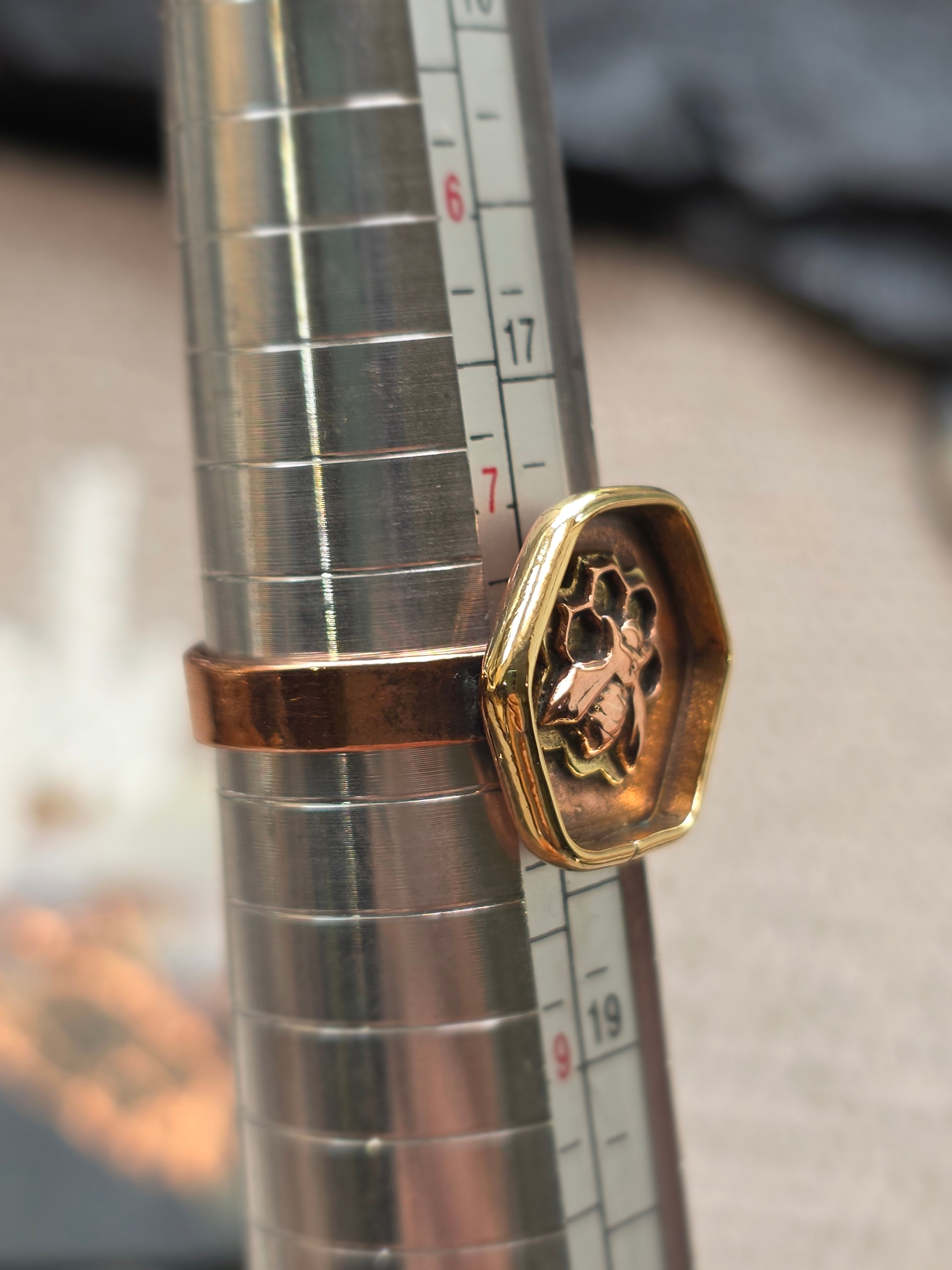 Honeybee Ring