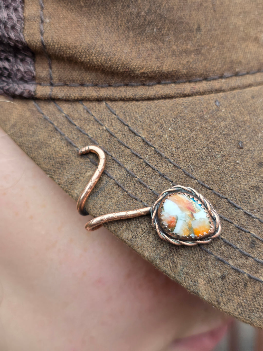 Spiny Oyster Turquoise Hat Clip