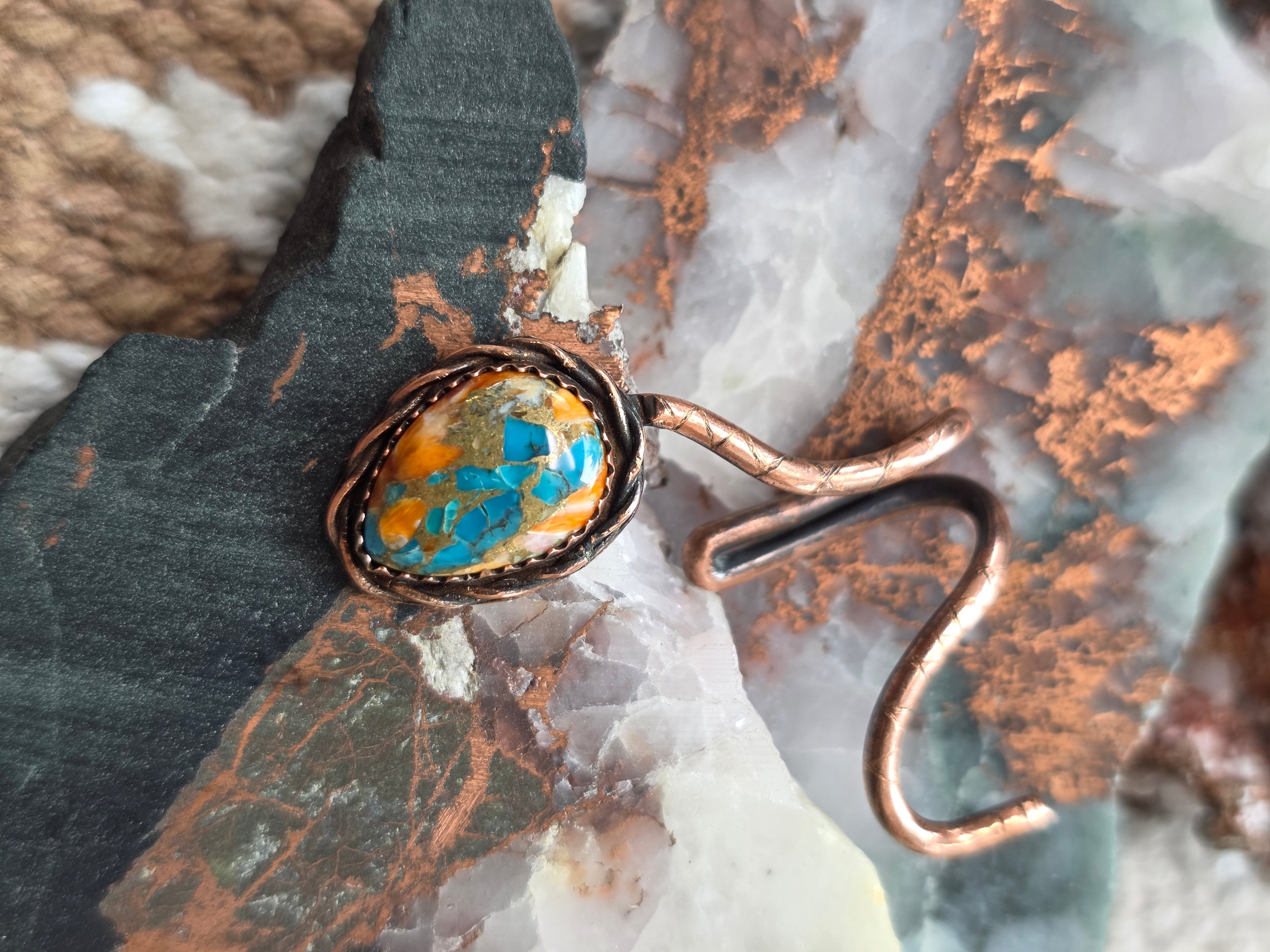 Turquoise Spiny Oyster Hat Clip