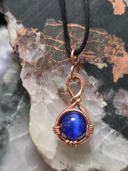 "Orbit" Blue Cats Eye Pendant