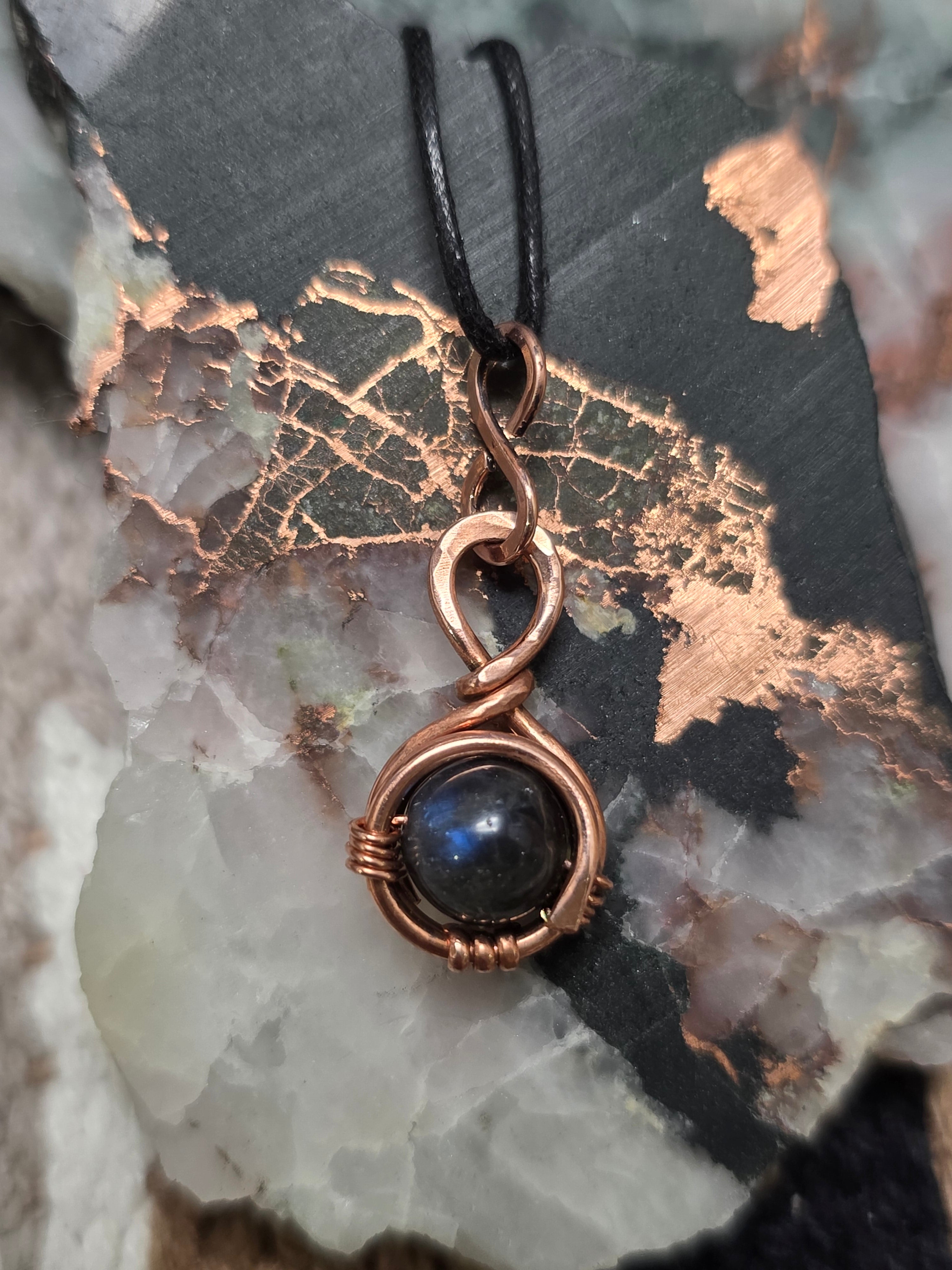 "Orbit" Blue Labradorite Pendant